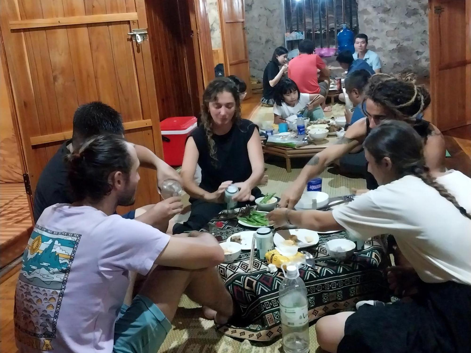 Trieu Hoan Homestay Cao Bang Chambre photo