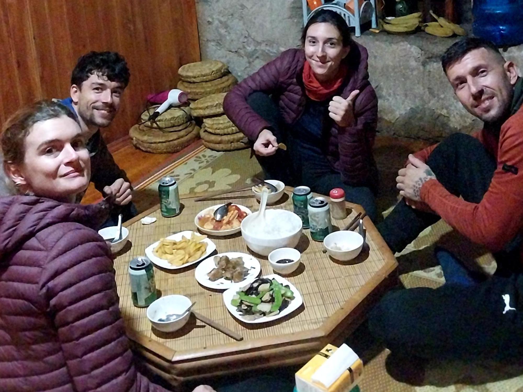 Trieu Hoan Homestay Cao Bang Chambre photo